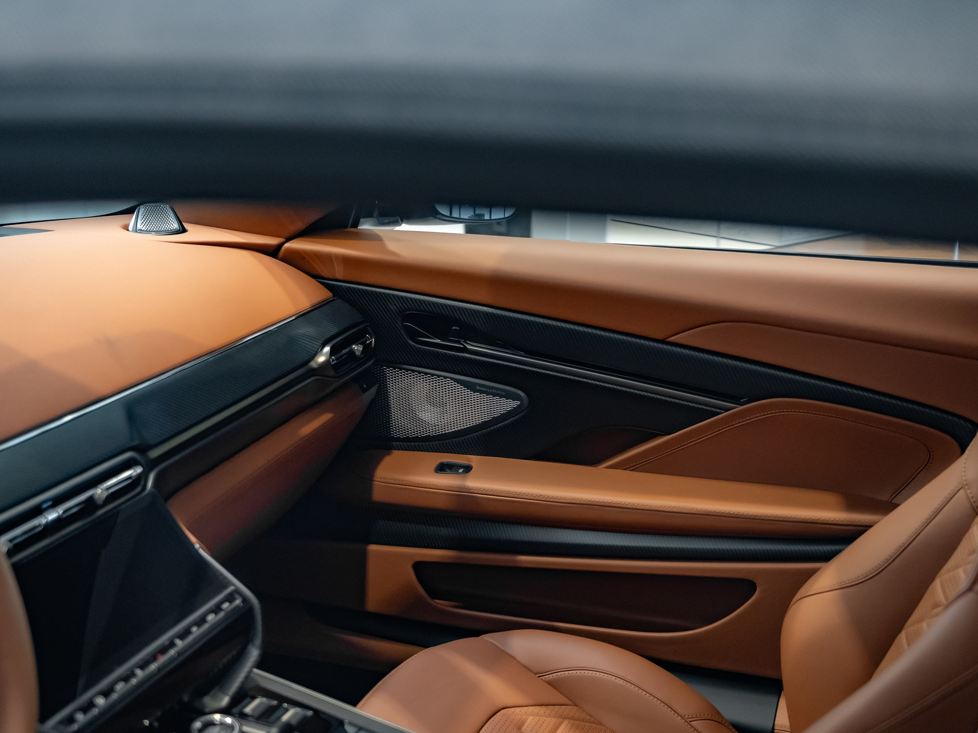 Ready2Drive Vanquish Volante Arden Green - 41