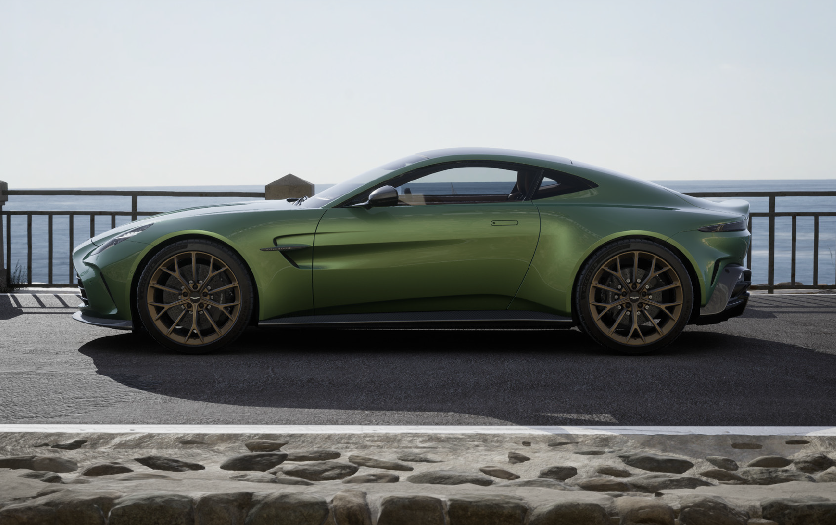 Ready2Drive Vantage Coupe Q Iridescent Emerald - 1