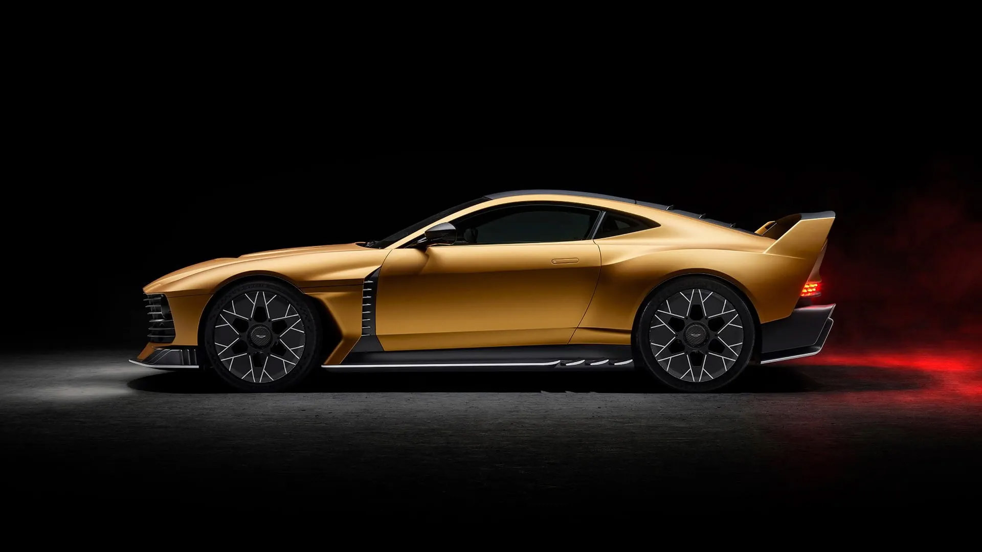 Aston Martin Valiant