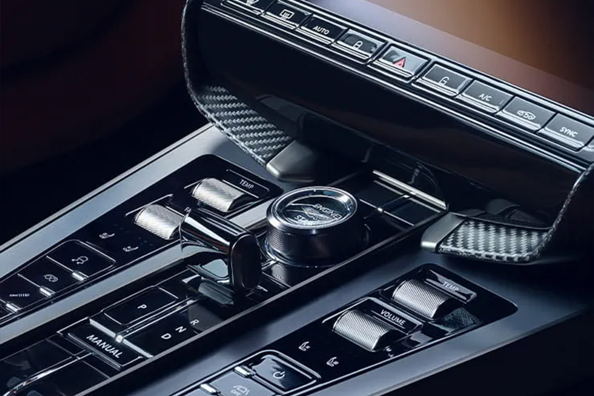 Aston Martin Vanquish Coupé