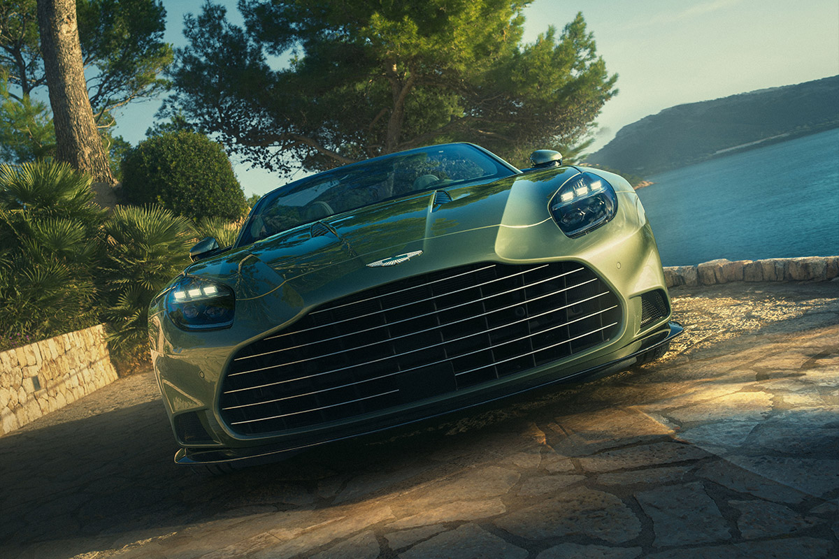 Aston Martin Vanquish Volante