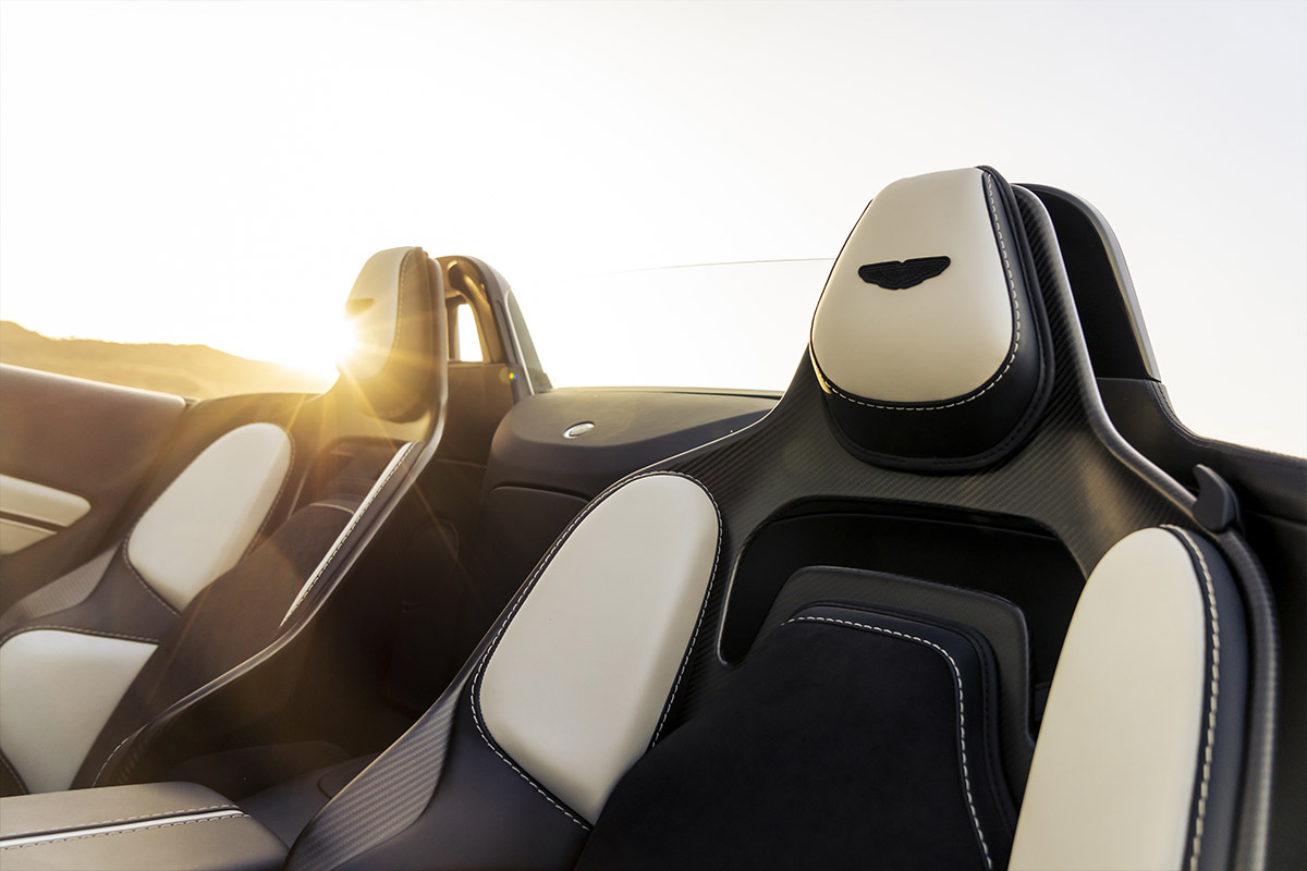 Aston Martin Vantage Roadster